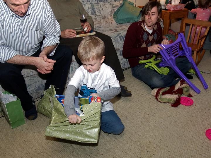 PC247890.jpg - Notice Daddy is into assembly