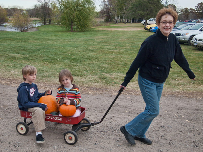 PA153561.jpg - Grandma doesn't seem to tire.