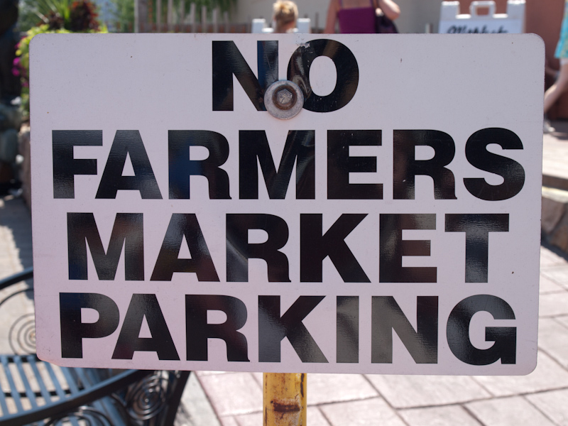 P7035200.jpg - A warm day at the Minneapolis Farmer's Market