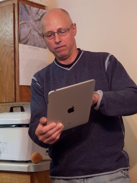 PB252011.jpg - More Tech talk