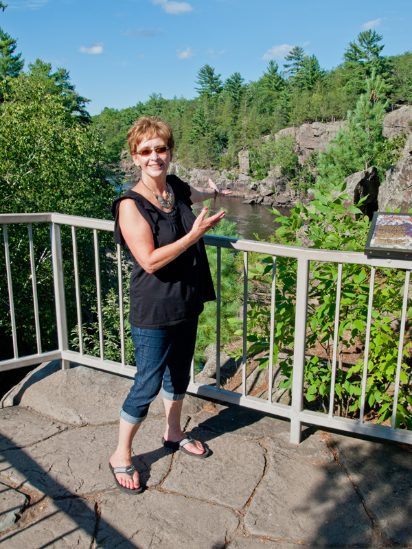 11082432.jpg - Tour guide